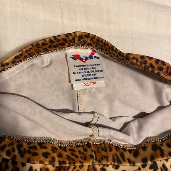 Cheetah Spandex Shorts - Picture 2 of 2